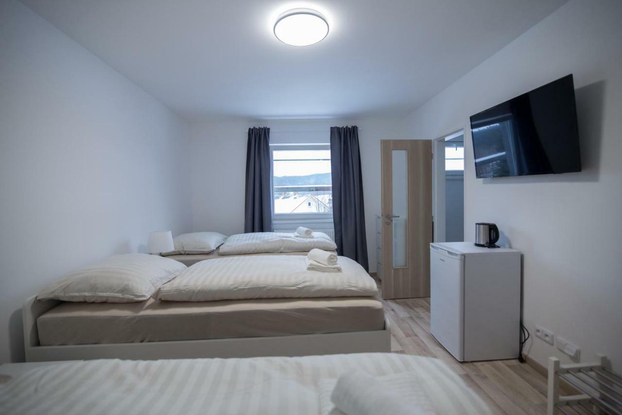 Hostka  Apartment Dana מראה חיצוני תמונה